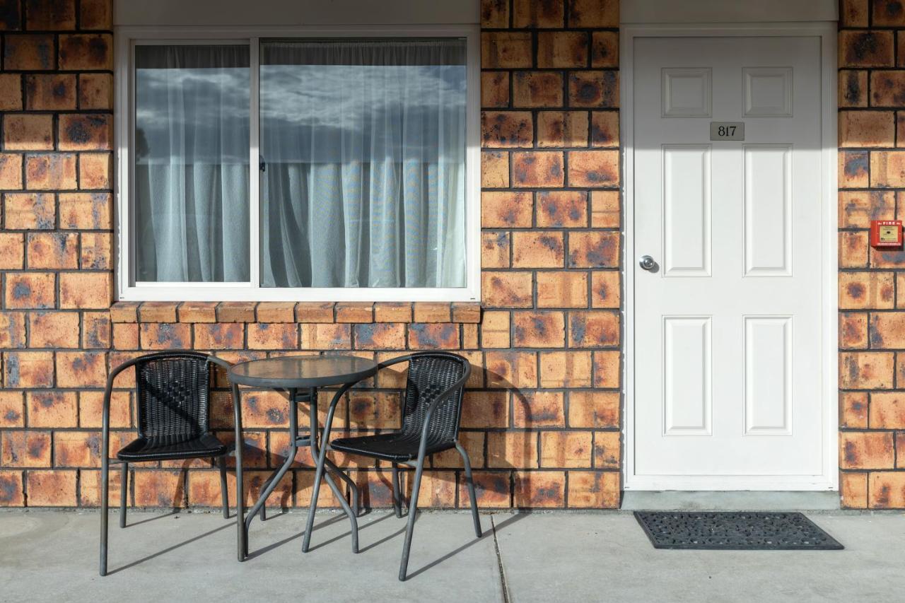 Bk'S Chardonnay Motor Lodge Masterton Exteriör bild
