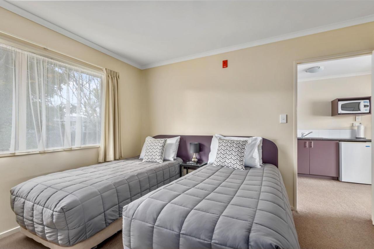 Bk'S Chardonnay Motor Lodge Masterton Exteriör bild