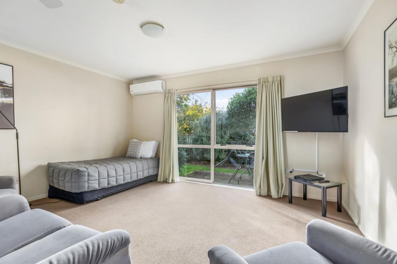 Bk'S Chardonnay Motor Lodge Masterton Exteriör bild